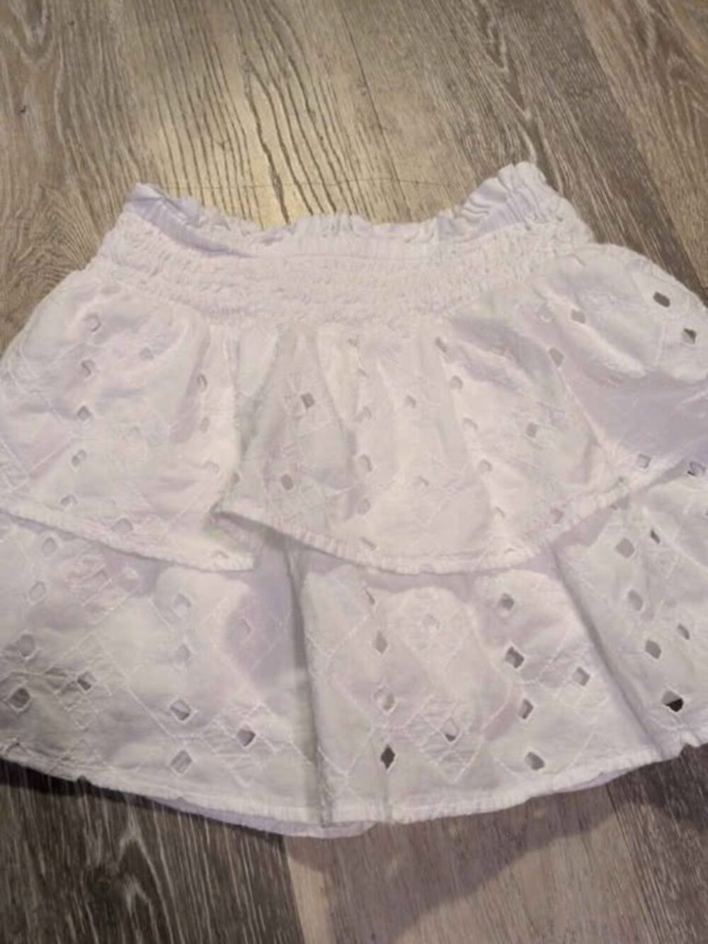 Abercrombie Kids White Eyelet Skort Size 9/10